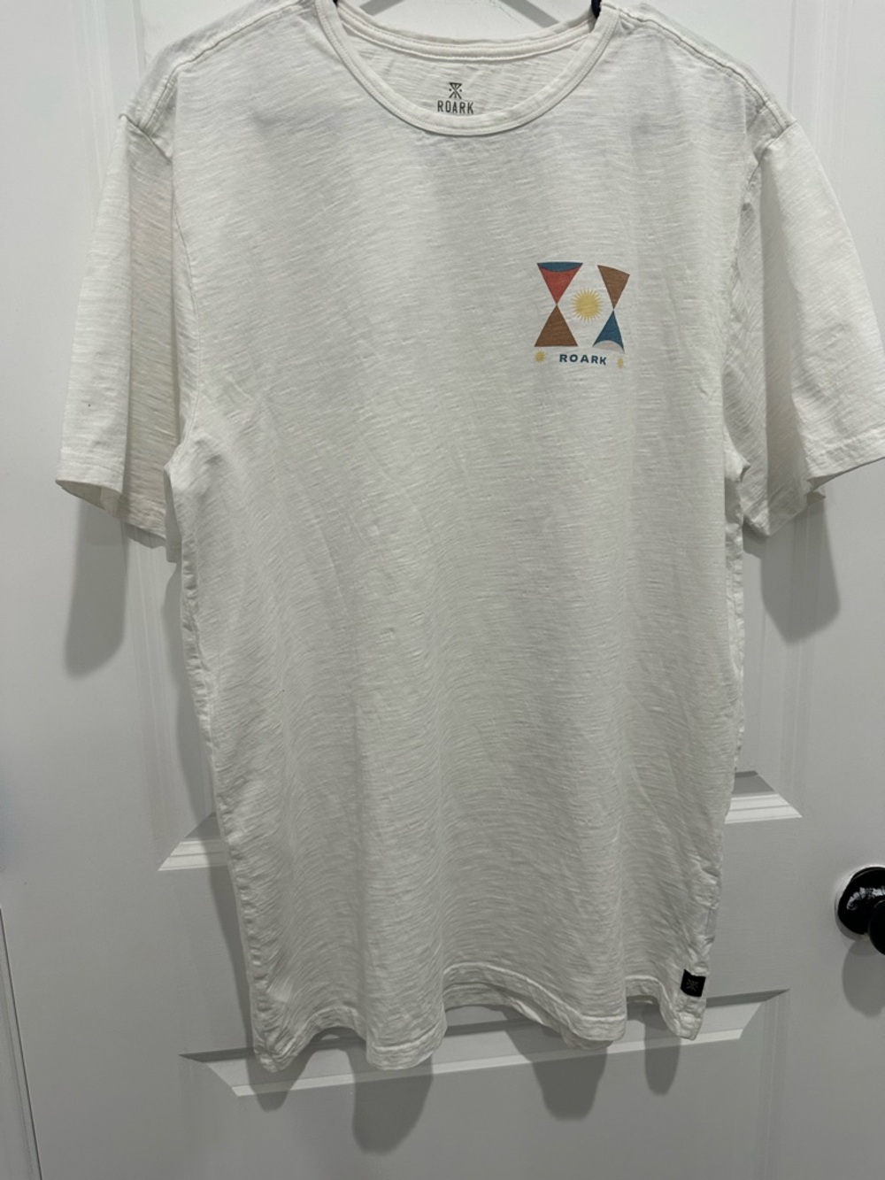 Roark White Short-Sleeve Tee with Geometric Chest Graphic SZ XL Organic Cotton